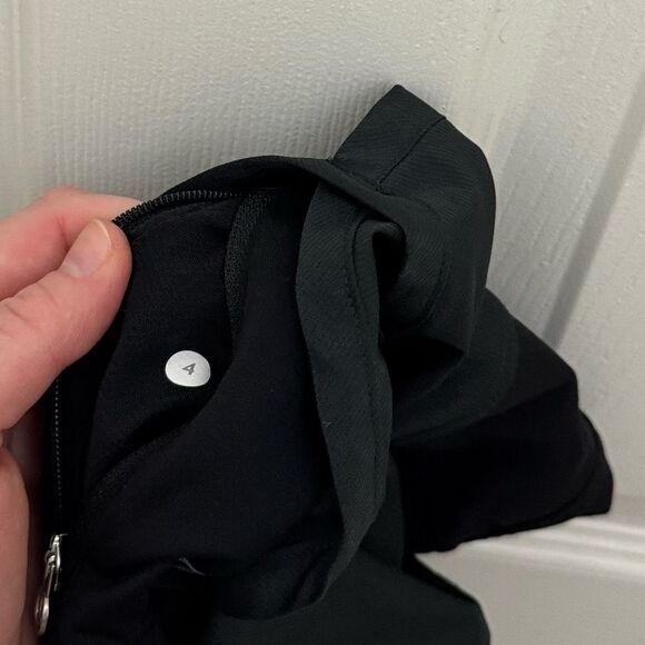 Lululemon Women’s Speed Up Running Shorts Size 4 Black Lined Biker Drawstring - Picture 5 of 5